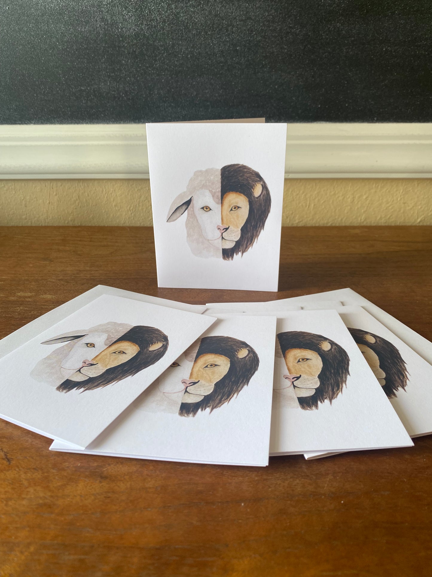 Lion and Lamb Stationary Set